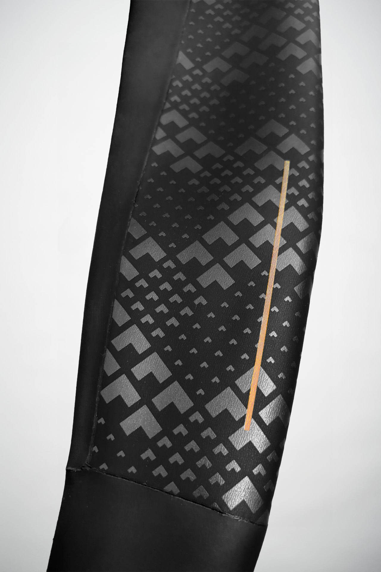 Product photo of Pre-Order Men’s ARK NJORD™ wetsuit